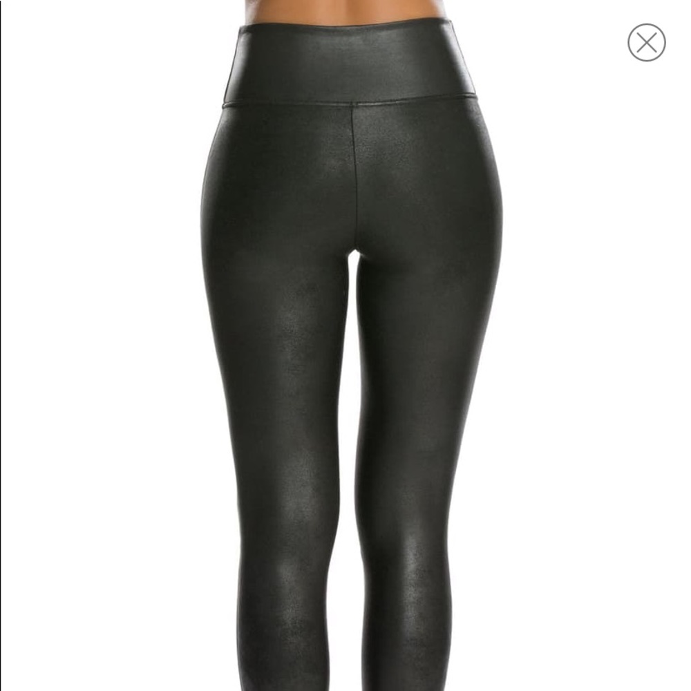 Women’s Spanx Black Faux Leather Leggings - Picture 1 of 2